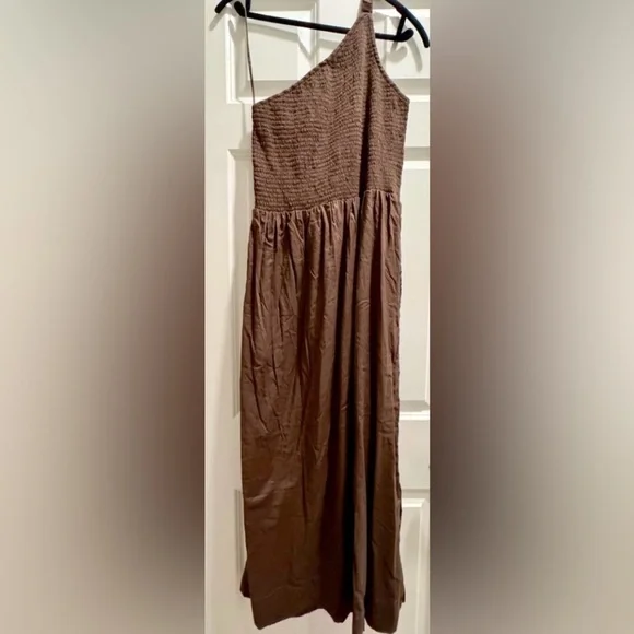 Faithful The Brand NWT SZ 10Elegant Brown One-ShoulderMidi Dress